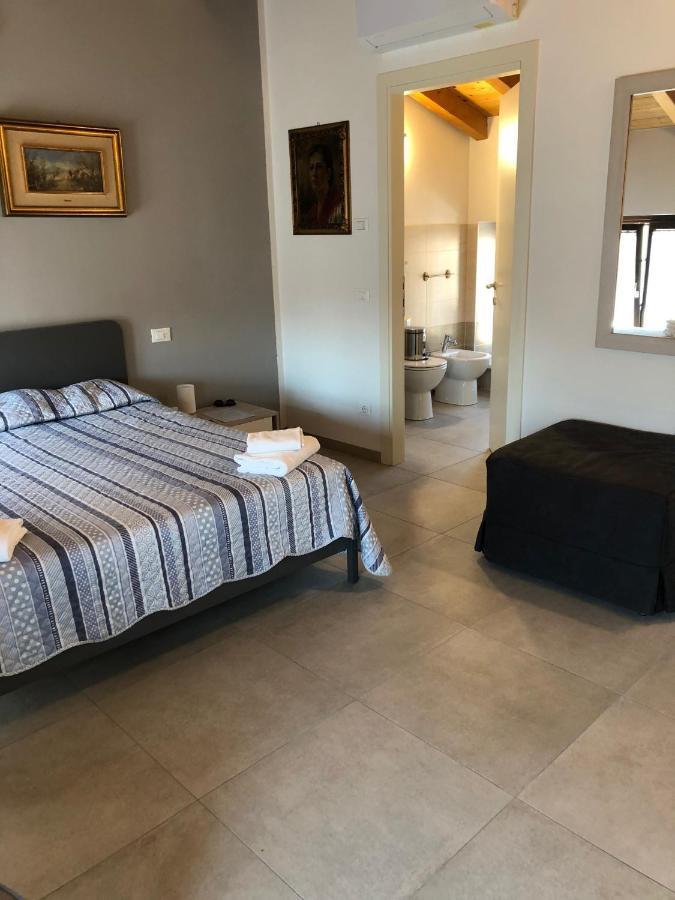 La Casa Della Ada Castelnuovo del Garda Exterior foto