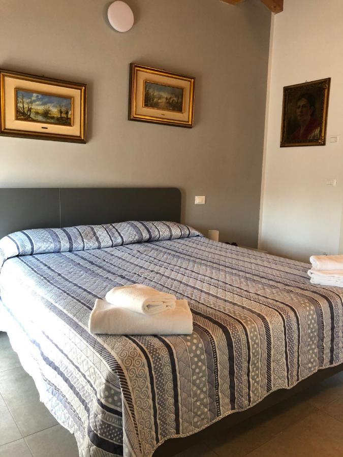 La Casa Della Ada Castelnuovo del Garda Exterior foto